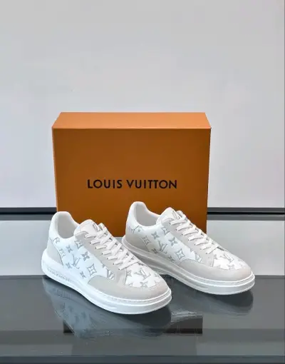 Zapatillas deportivas blancas Louis Vuitton - miniatura 5