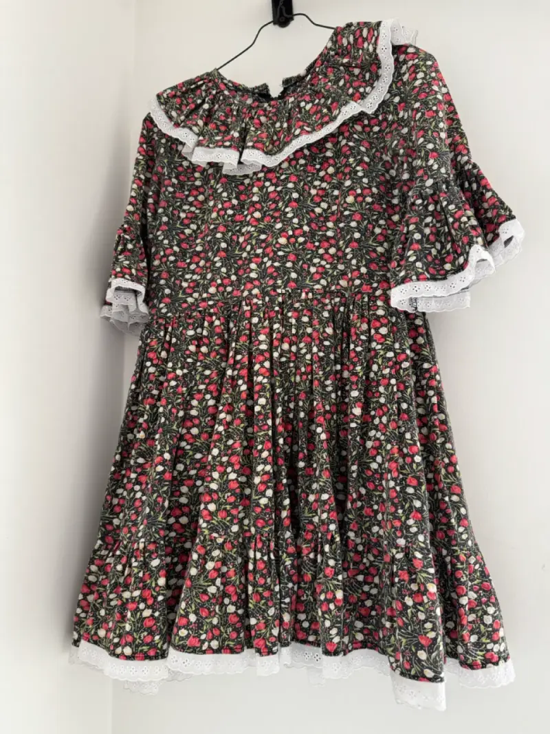 Vestido de huasa china talla 8/10 - 2