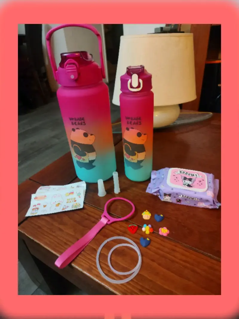 Set de botellas We Bare Bears con accesorios - 1