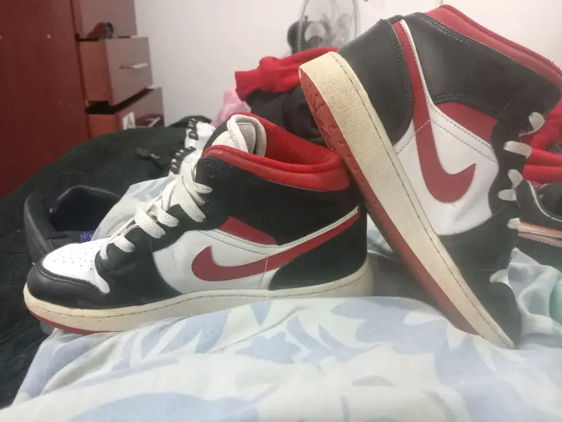 Zapatillas deportivas Air Jordan blancas y negras - 2