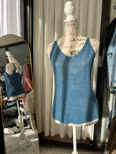 Top sin mangas azul brillante para mujer - miniatura 1