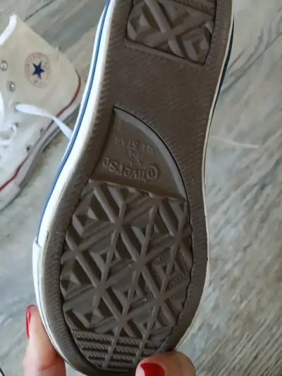 Zapatillas Converse Chuck Taylor Blancas - miniatura 2