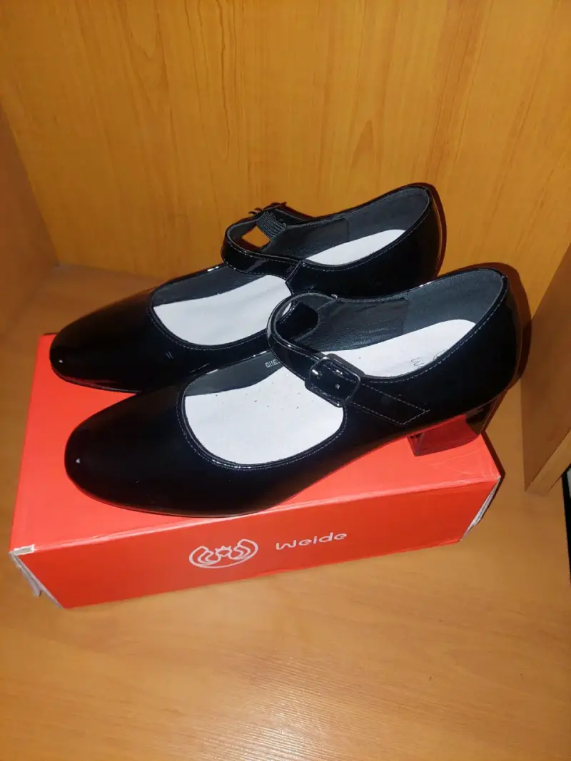 Zapatos de charol negro Weide para mujer - 1