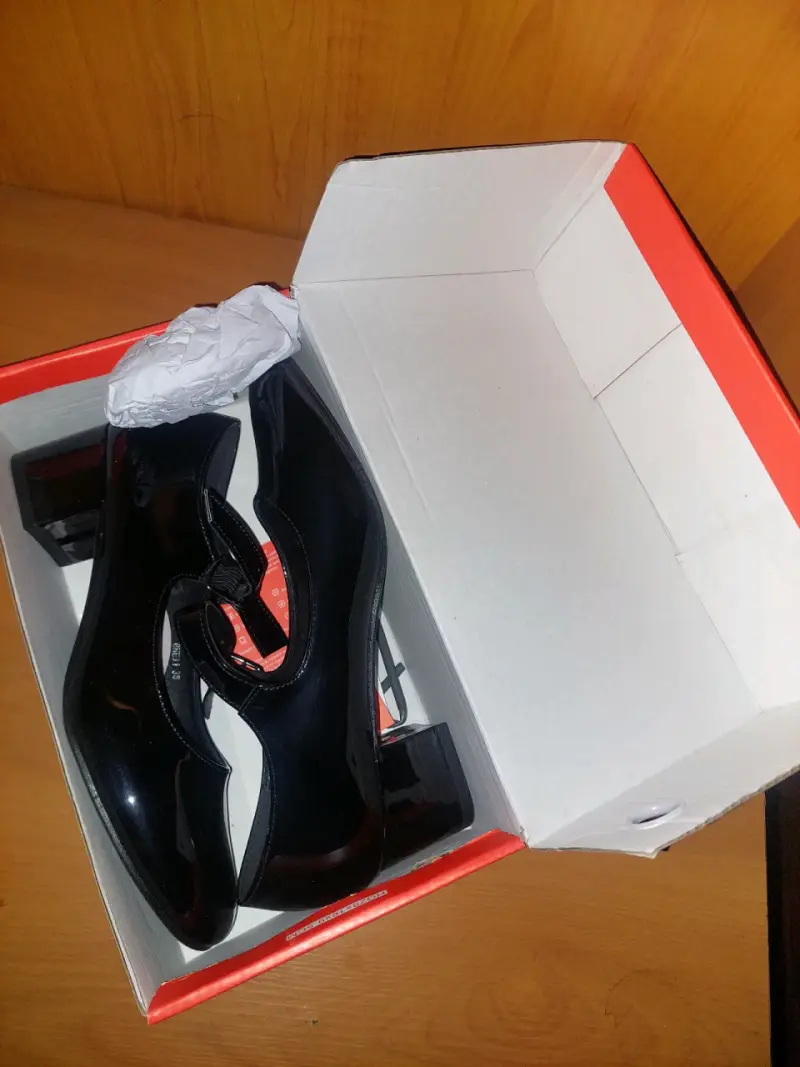 Zapatos de charol negro Weide para mujer - 2