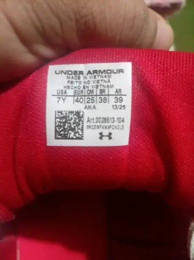 Zapatillas deportivas Under Armour rojas y blancas - miniatura 3