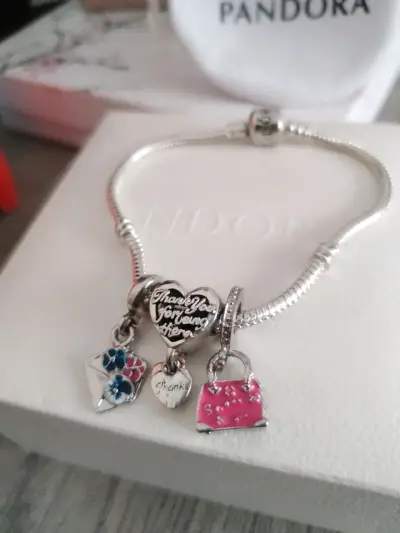 Pulsera de plata con charms - miniatura 3