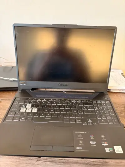 Notebook ASUS TUF  F15  Intel Core i5 y 8GB - miniatura 1