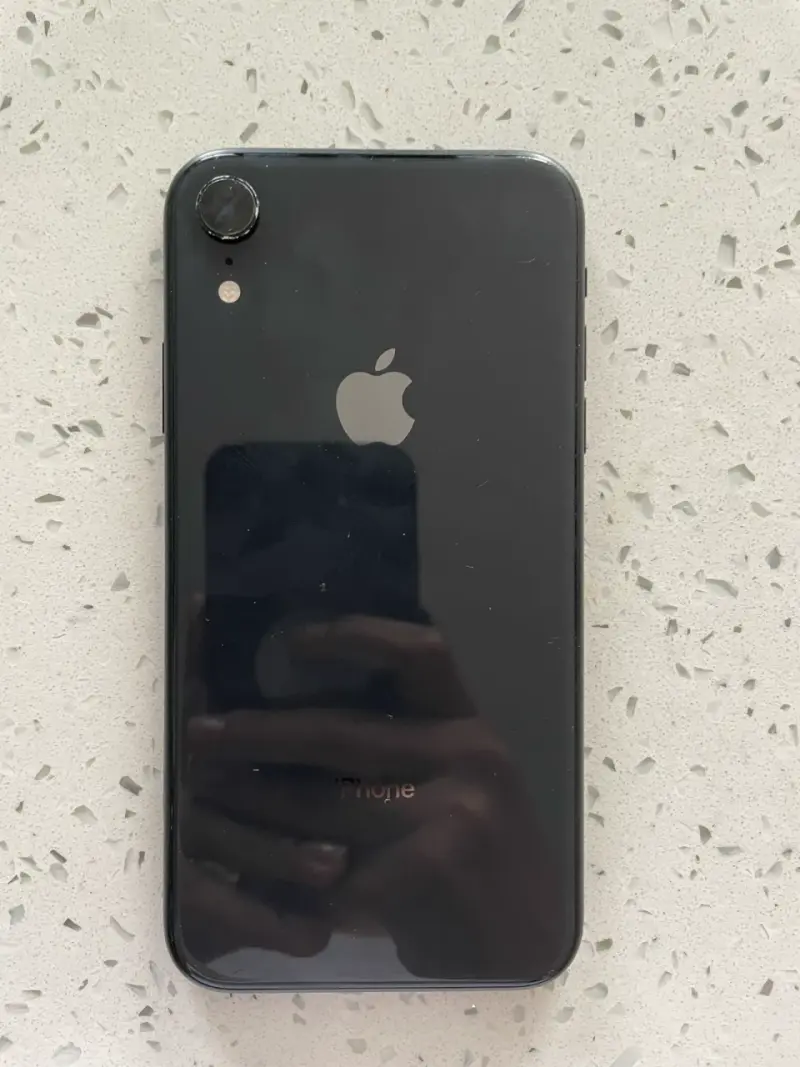iPhone XR negro 64GB - 3
