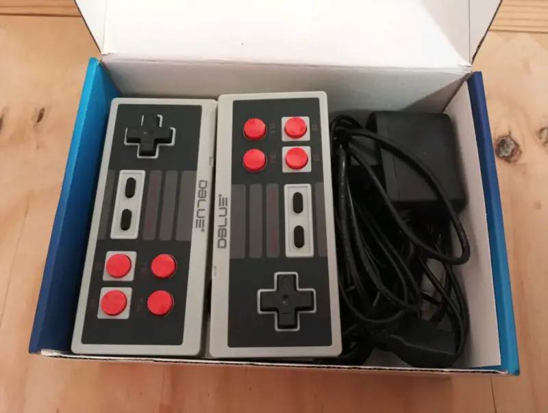 Consola retro Dblue con 620 juegos clásicos - 2