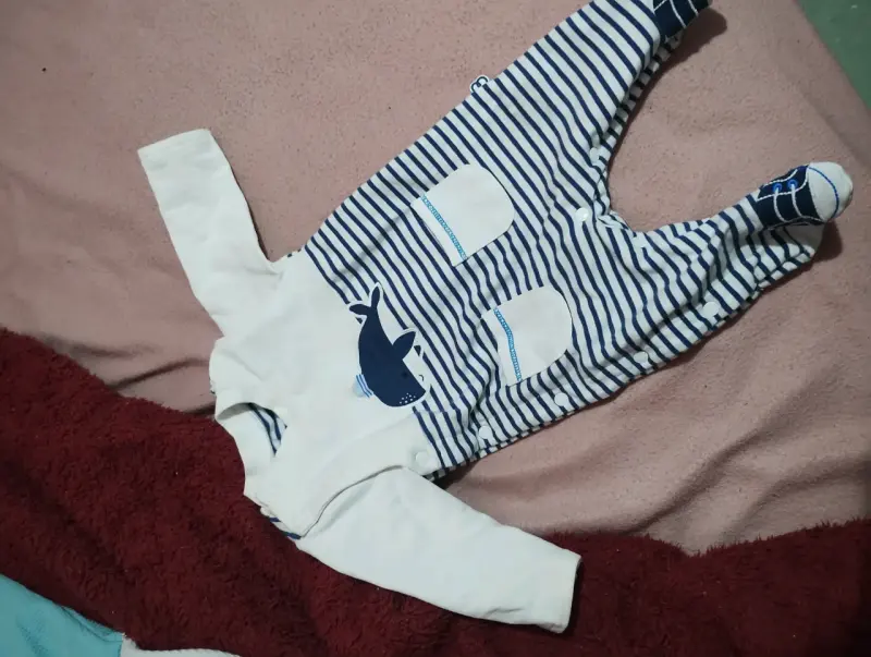 Lote de ropa para bebé de invierno y verano - 3