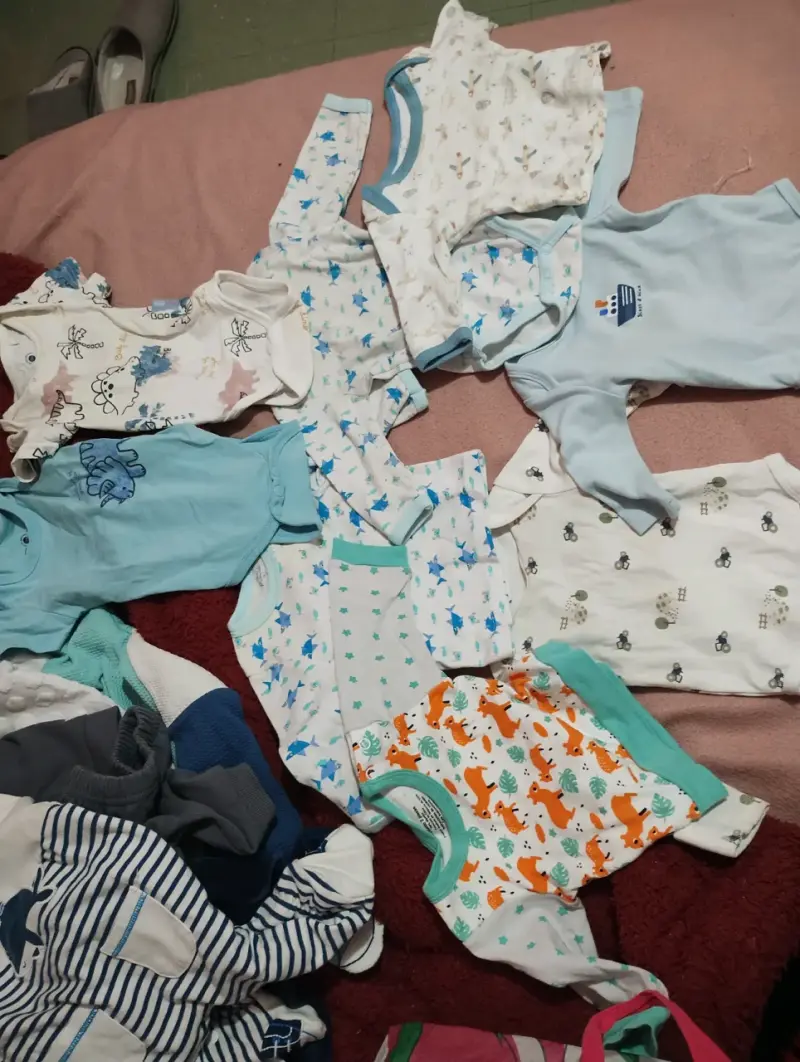 Lote de ropa para bebé de invierno y verano - 4