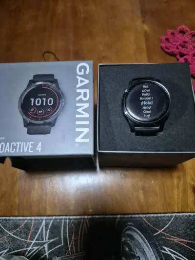 Reloj inteligente Garmin Vivoactive 4 con GPS - miniatura 1