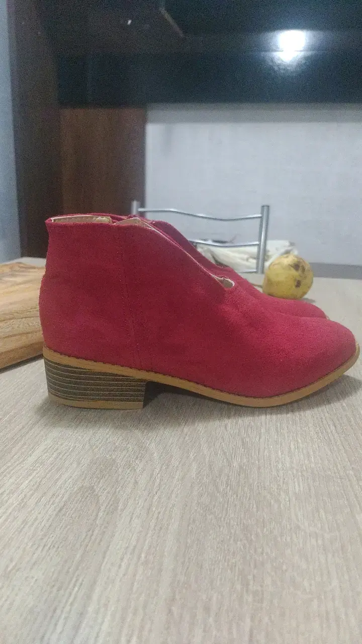 37 botin rojo gamuza con cierre - 3