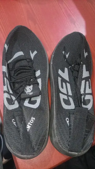 Zapatillas deportivas negras 750 Centos - miniatura 1