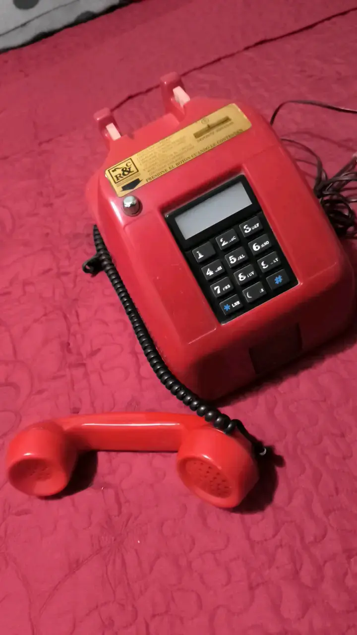 Teléfono público rojo R&C con teclado numérico - 4