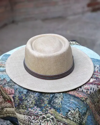 Sombrero Montecristi de paja color beige - miniatura 1