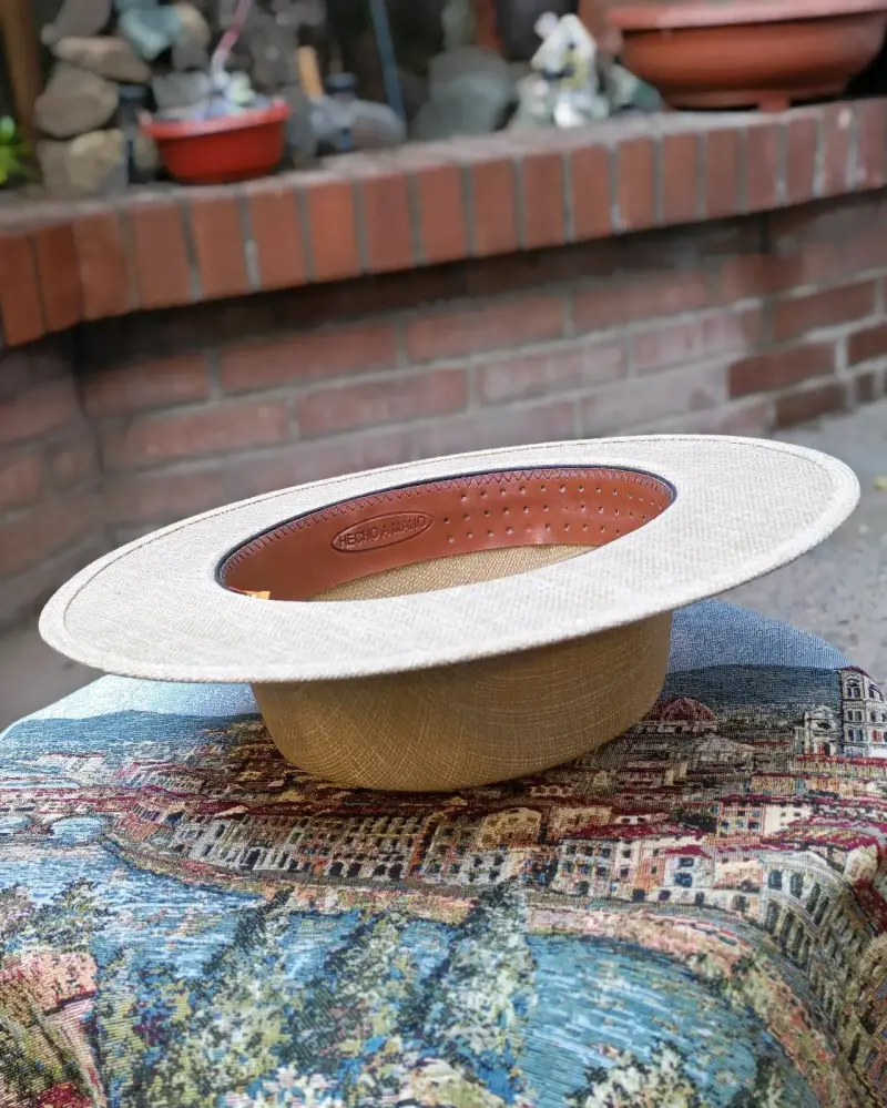 Sombrero Montecristi de paja color beige - 5
