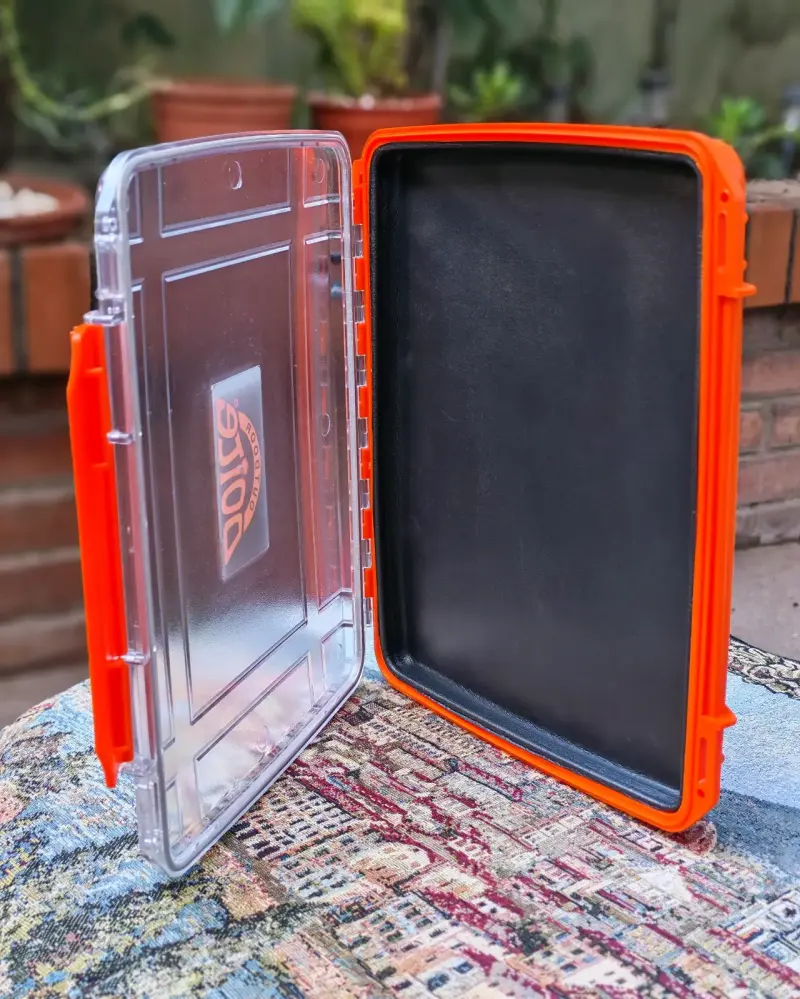 Estuche Impermeable para iPad Doite Renzo - 5