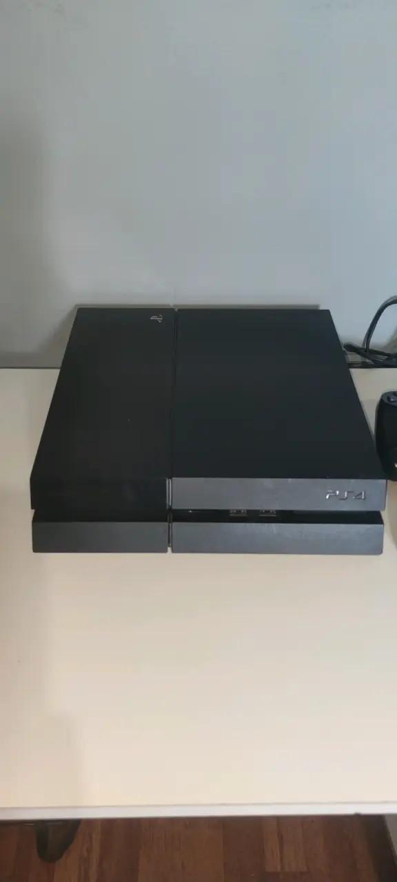 Consola PS4 con dos controles personalizados - 2