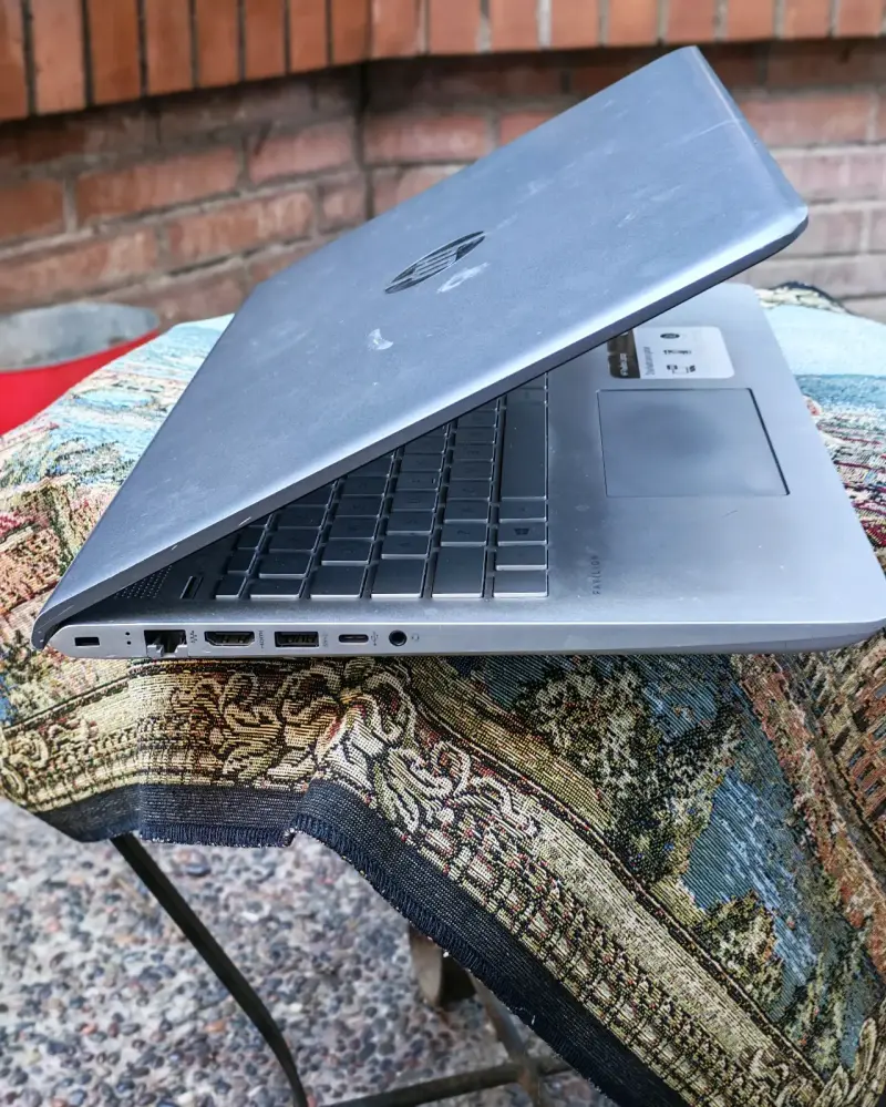 Laptop HP Pavilion 15.6 pulgadas gris - 4