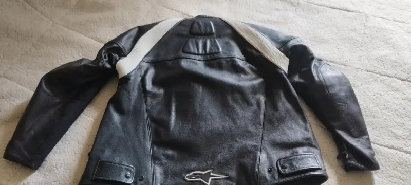 Chaqueta de cuero Alpinestars negra para moto - 2