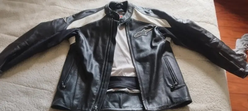 Chaqueta de cuero Alpinestars negra para moto - 3