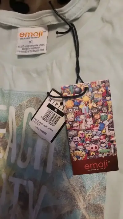 Polera Emoji Beach Party XL - miniatura 2