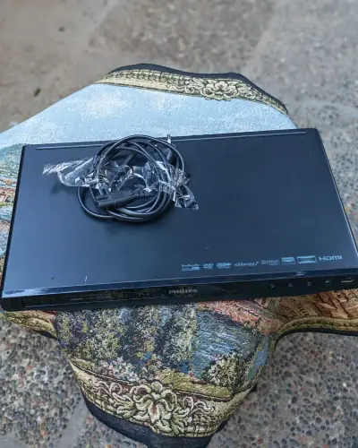 Reproductor de DVD Philips con HDMI y USB - miniatura 2