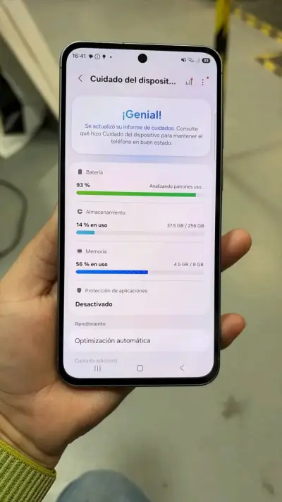 Smartphone Samsung Galaxy en buen estado - miniatura 1