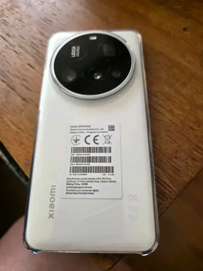 Smartphone Xiaomi con cámara Leica y 16GB RAM - miniatura 1