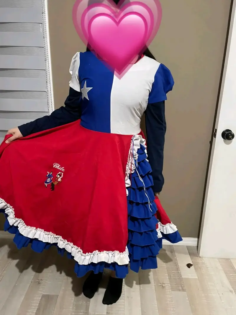 Vestido de Huasa Chilena con Volantes - 1