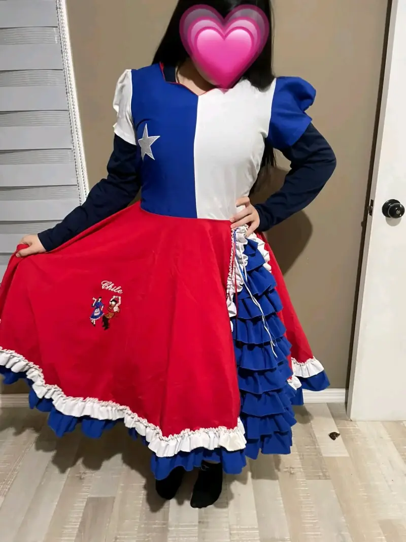 Vestido de Huasa Chilena con Volantes - 4