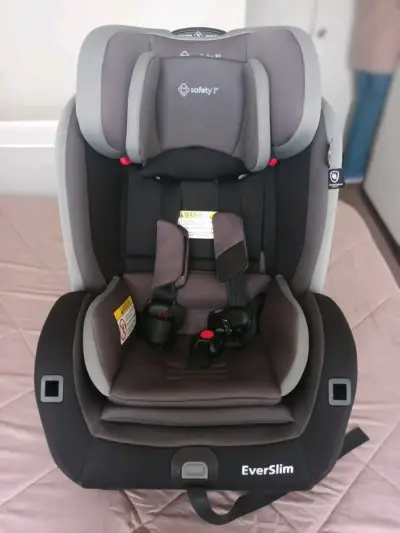 Silla de Auto para Bebé Safety 1st EverSlim - miniatura 2