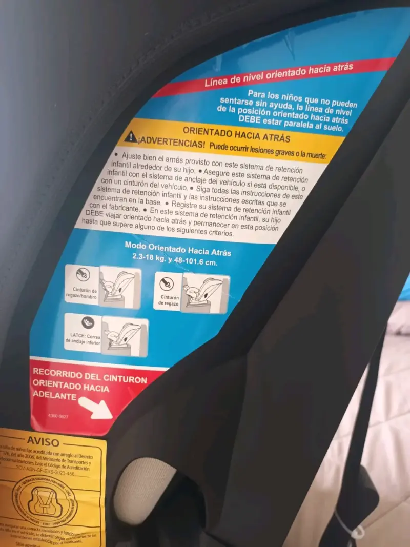 Silla de Auto para Bebé Safety 1st EverSlim - 3