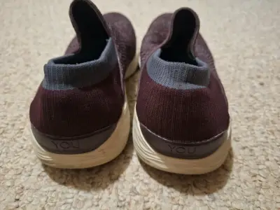 Zapatillas Skechers You Walk color burdeos - miniatura 4