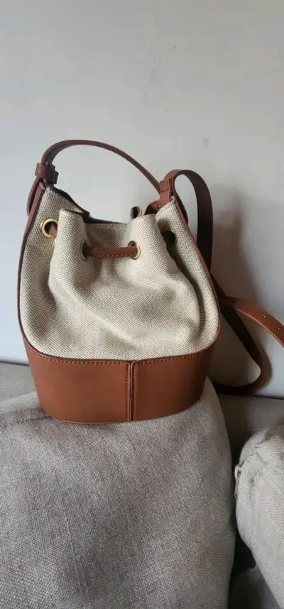Bolso cartera de cuero y lona estilo bucket Gacel - miniatura 2