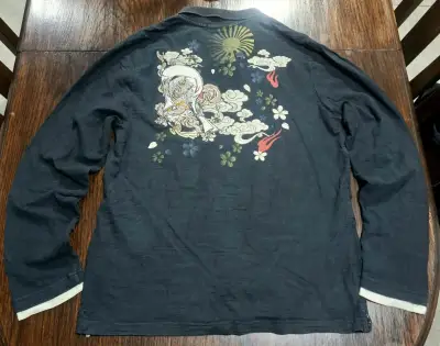 Polera manga larga con diseño japonés Big Train - miniatura 1