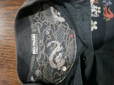 Polera manga larga con diseño japonés Big Train - miniatura 5