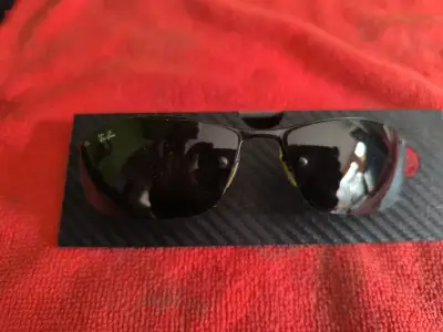 Gafas de sol Ray-Ban RB3183 negras polarizadas - miniatura 1