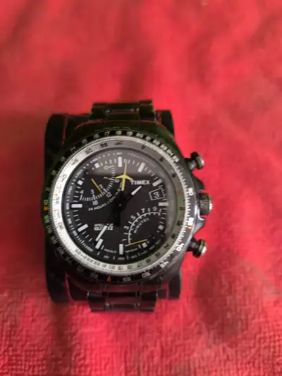 Reloj Timex Inteligente Quartz Negro - miniatura 1