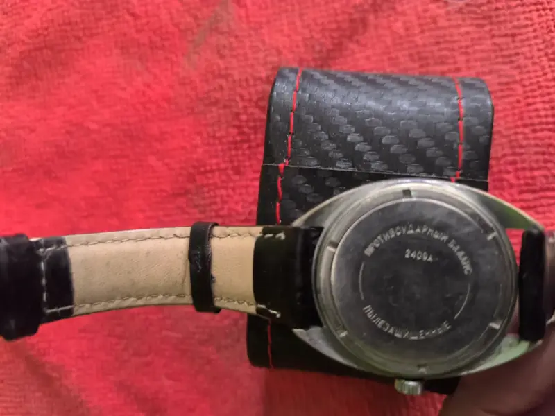 Reloj vintage Boctok con correa de cuero - 2