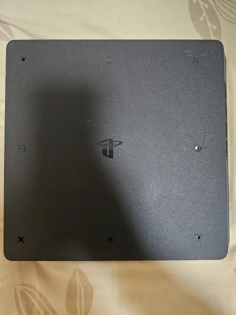 Consola PlayStation 4 Slim con control y cables - 5