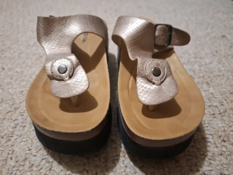 Sandalias Detogni doradas con plataforma - 3