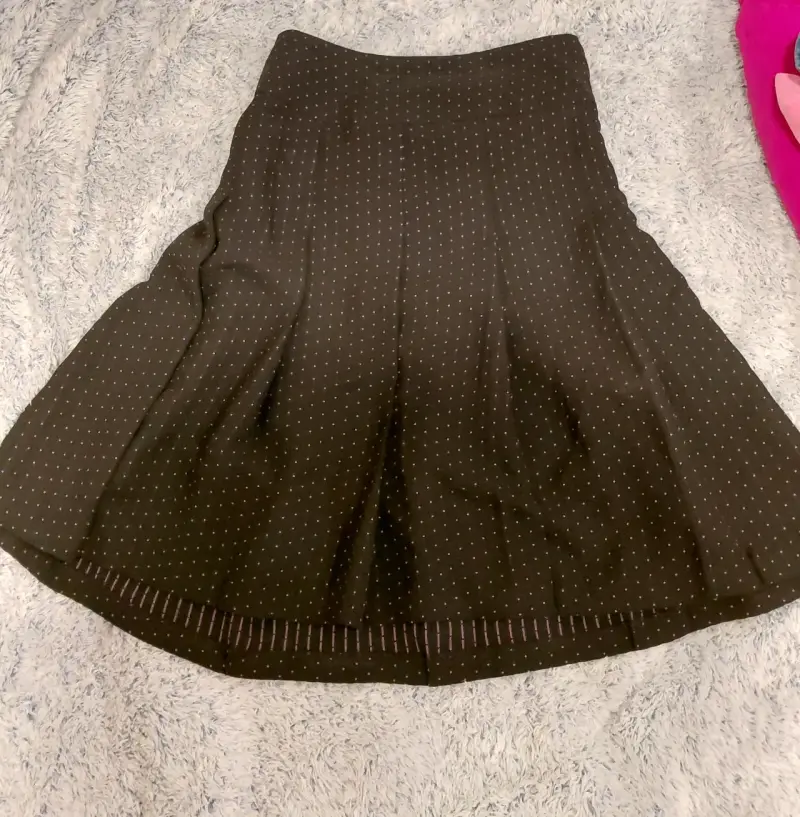 Falda Coquette polka dots negra con puntos rosa