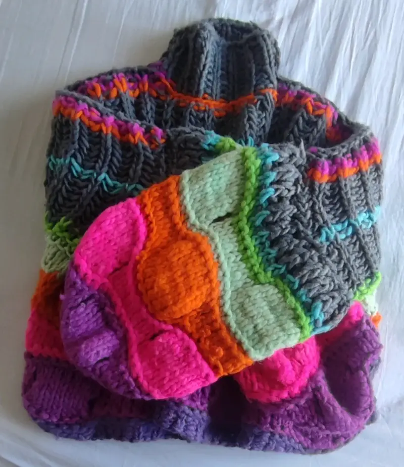 Chaleco tejido a mano 100% artesanal - 2