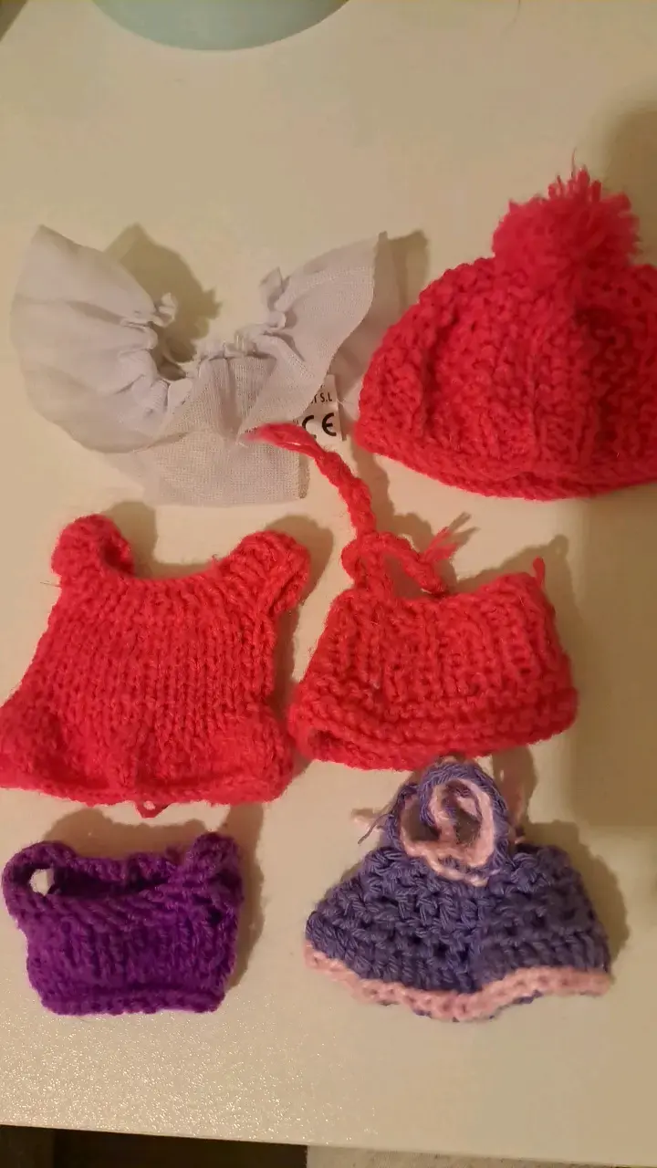 Conjunto de ropa tejida para muñecas - 2