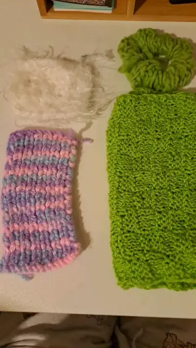 Conjunto de ropa tejida para muñecas - miniatura 5