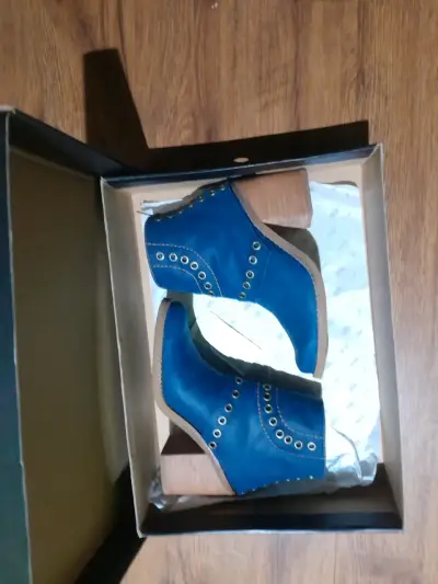 Botines de cuero azul con tachas Exotica - miniatura 2