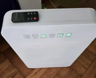 Purificador de Aire con Control Remoto y Filtro HEPA - miniatura 2