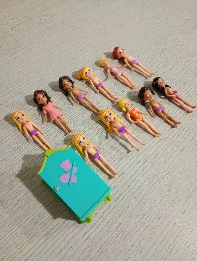 Lote 10 muñecas Polly Pocket con armario magico - miniatura 1